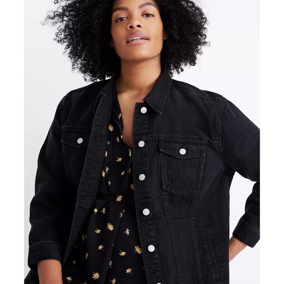 Madewell Women's The Oversized Jean Jacket in Lunar Wash Size XL